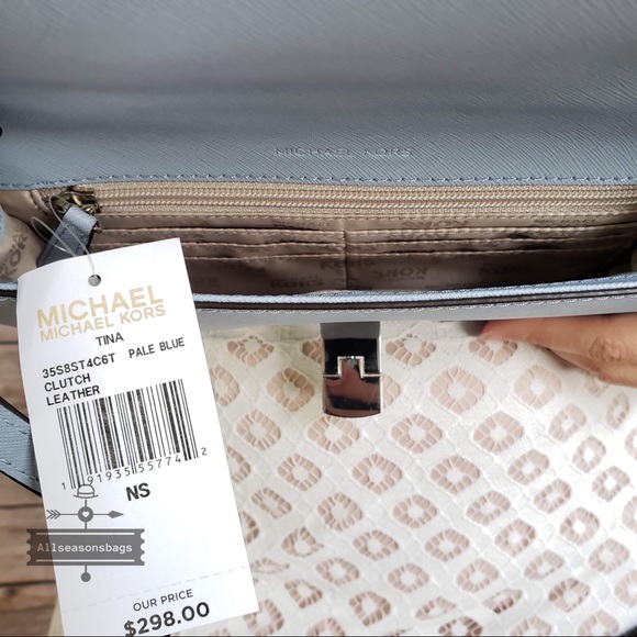 🔽 Michael Kors Tina Clutch Pale Blue Silver Stud - Picture 2 of 6
